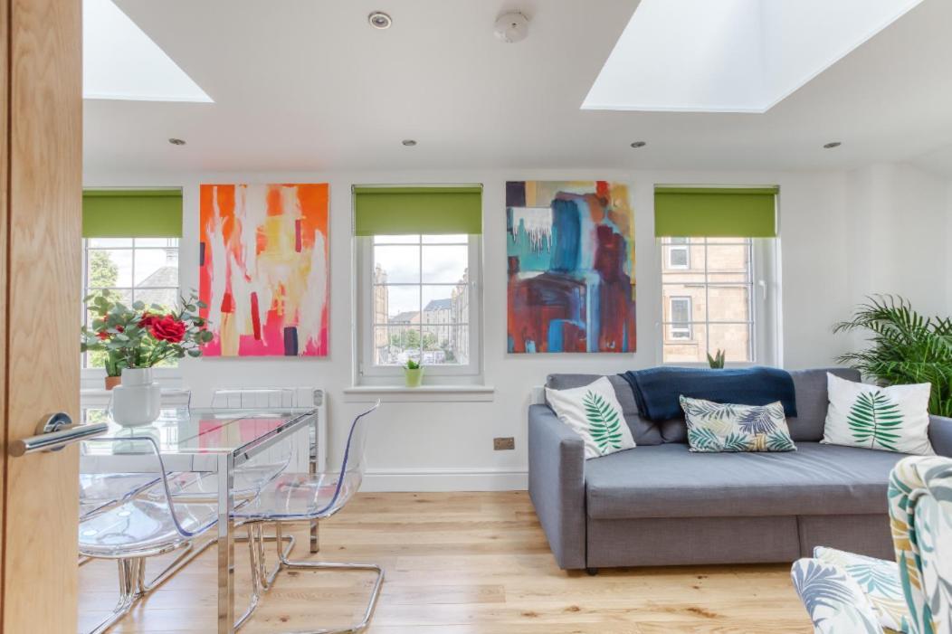 Central Bright 3 Bed Flat With Pool & Parking EDI Exterior photo